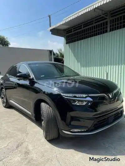 VinFast VF8 Plus AWD 2023 - 645 миллионов