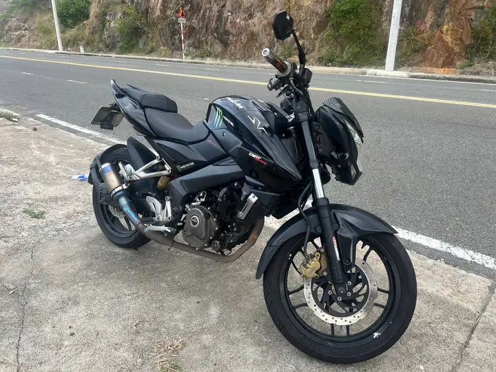 Bajaj Pulsar NS200