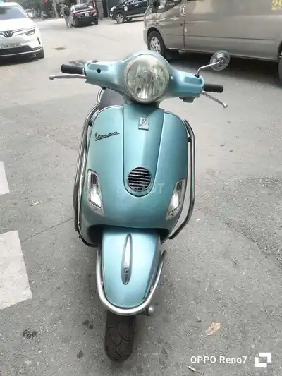 Piaggio Vespa 2010 синий