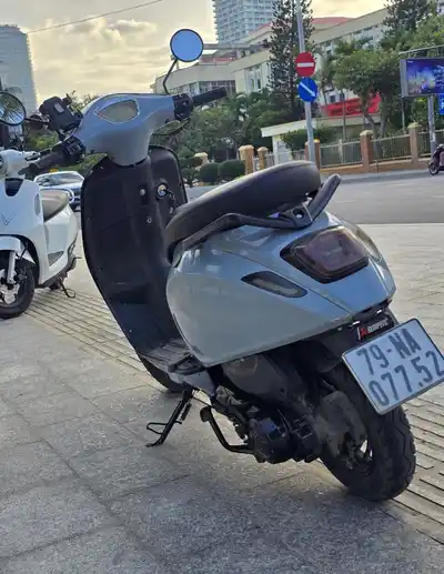 Victoria 50cc в стиле Vespa Sprint