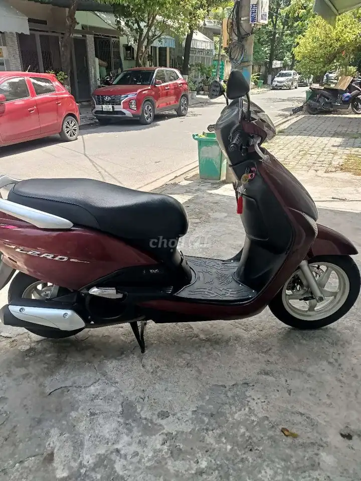 Honda Lead 2013, красный