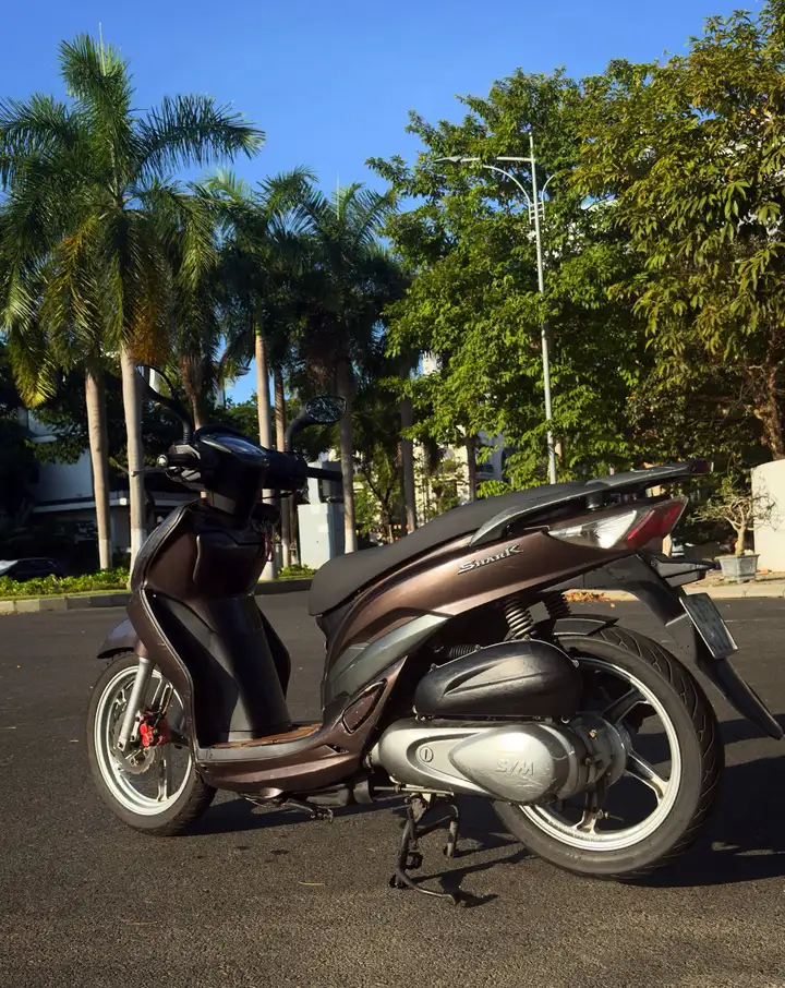 Бензиновый 125 кубовый байк Sym Shark
