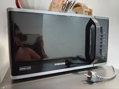 Микроволновка Samsung 800Вт