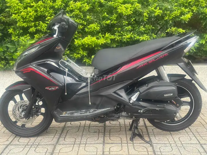 Honda Airblade 125 Fi 2014 матовый черный родной в одних руках