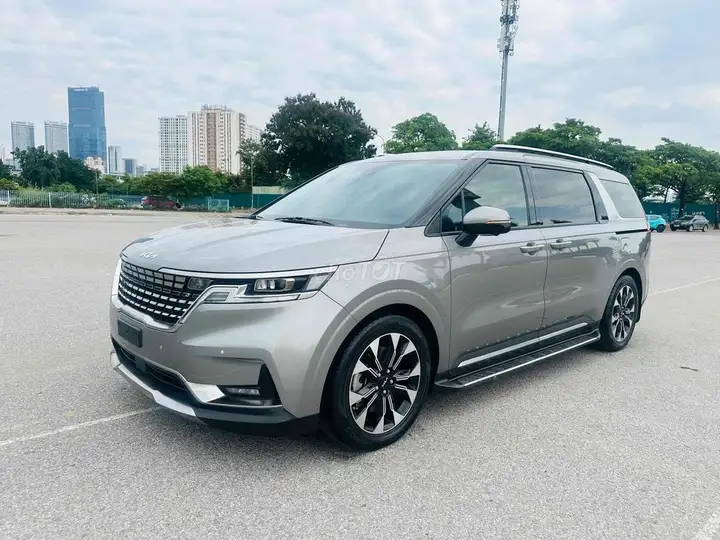 Kia Carnival 2022 2.2 CRDI Signature Серый цемент
