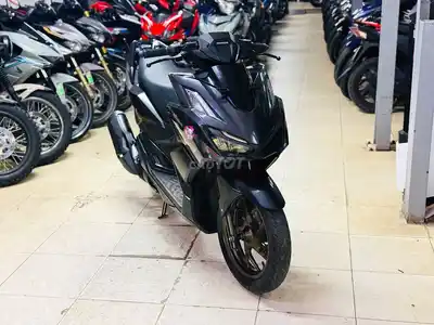 ТРЕНДОВЫЕ МОТОЦИКЛЫ - VARIO 160 ЧЁРНО-СЕРЫЙ ЦВЕТ