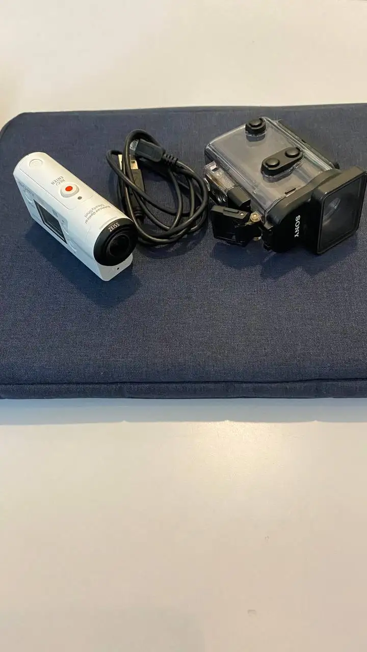 Камера Sony FDR-X3000