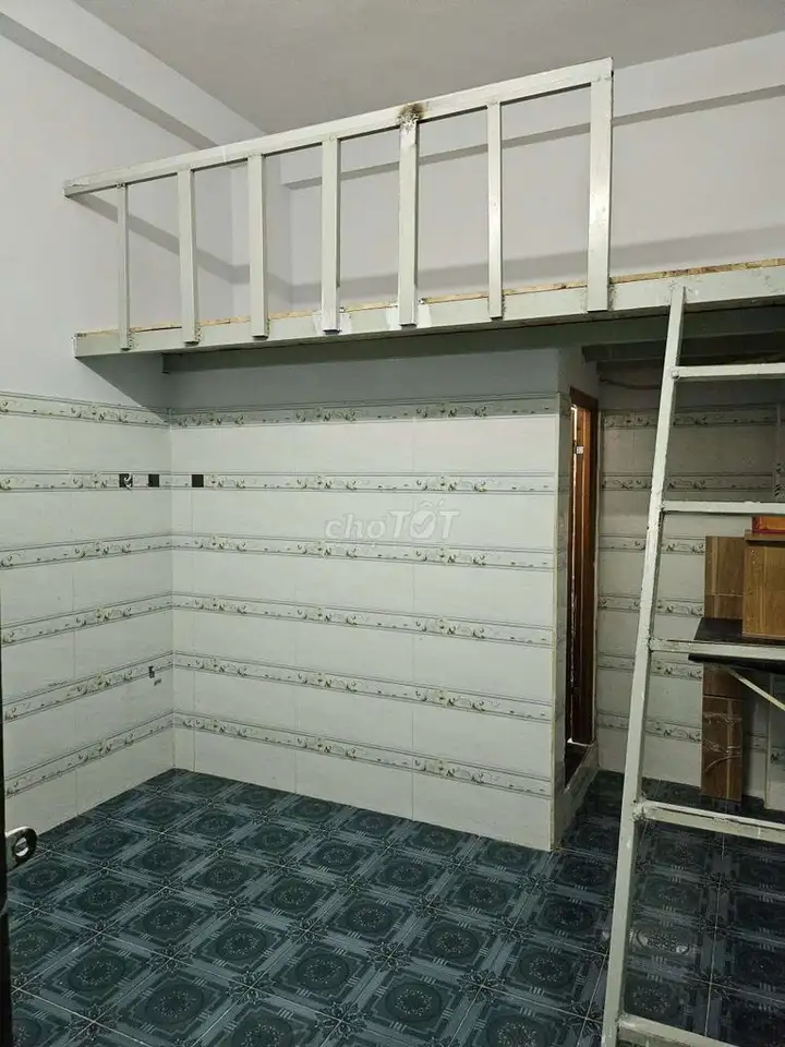 Просторная комната, элитный район, недорого