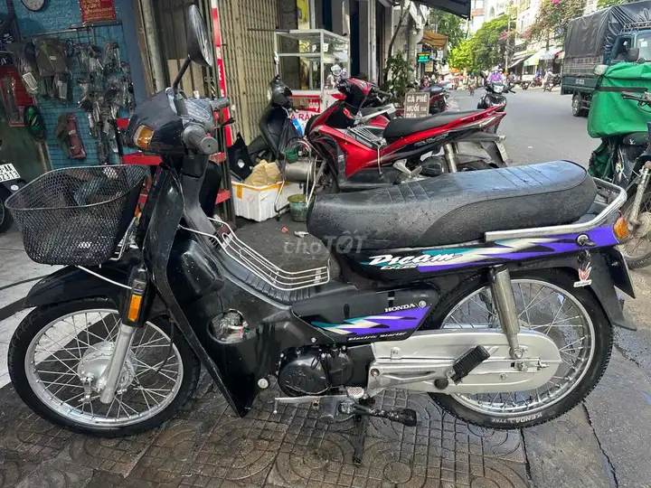 Honda Dream lùn черный, совместное производство