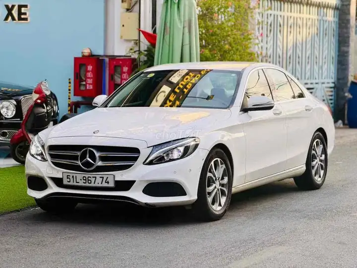 Mercedes-Benz C200 Model 2016