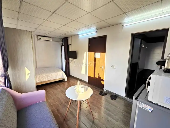 Студия 28м², полностью меблирована, балкон, Дой Кан, Бадинь