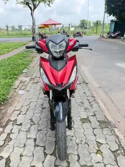 Honda Winner v1 2018 Красно-черно-белый с номерами Хошимина