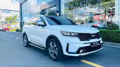 Kia Sorento 2023 2.2D Signature Белый