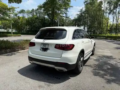 Mercedes-Benz GLC 200 2020 Белый 46 200 км