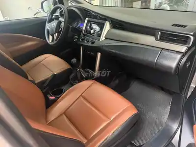 Toyota Innova 2017 Механика Кожаный салон 7 мест