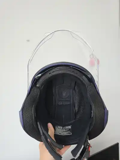 Шлемы