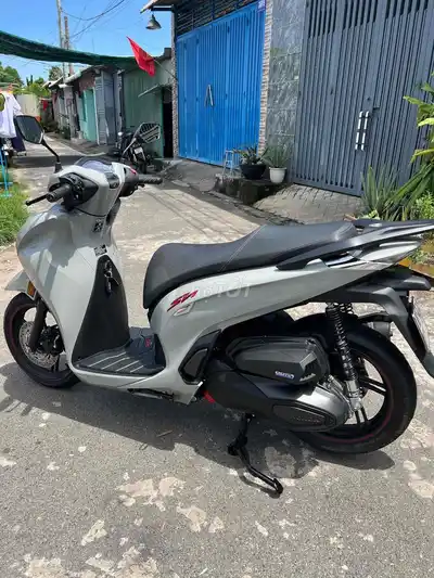 Honda SH 350i ABS 2021 тайский серый, пробег мал