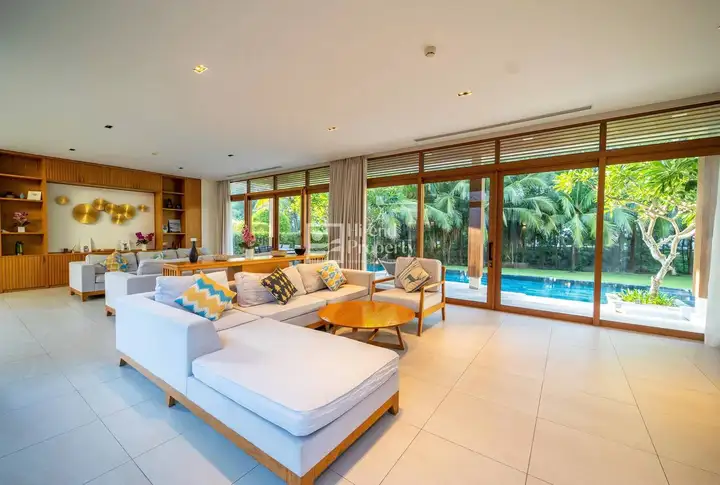 Villa 2 floors 3 Bedroom 4WC 750m2