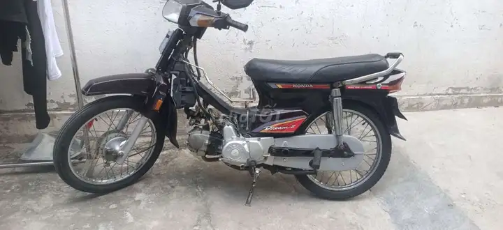 Honda Dream Lifan 100cc 2001 коричневый Вьетнам