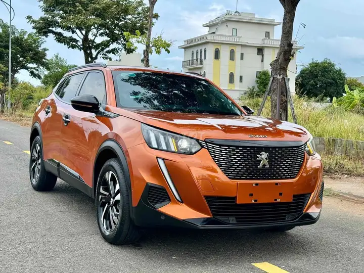 Peugeot 2008 GT Line 2022, 56 000 км, камера