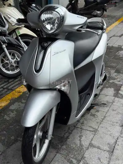 Yamaha Janus 2023 Серый серебристый