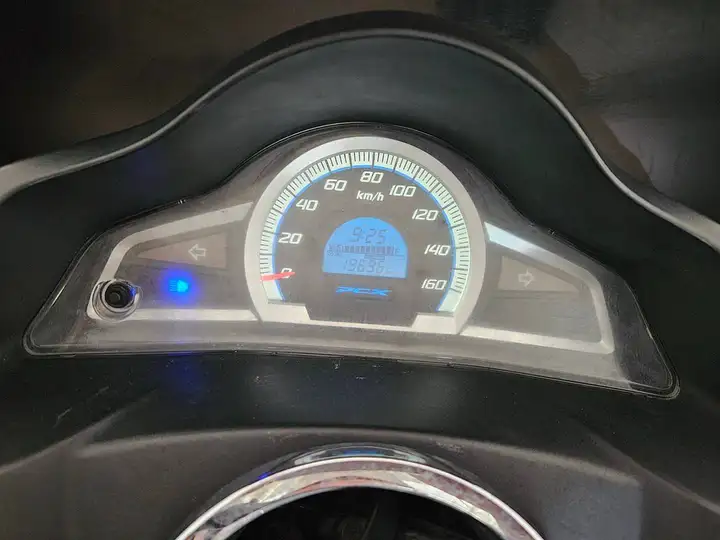 PCX125