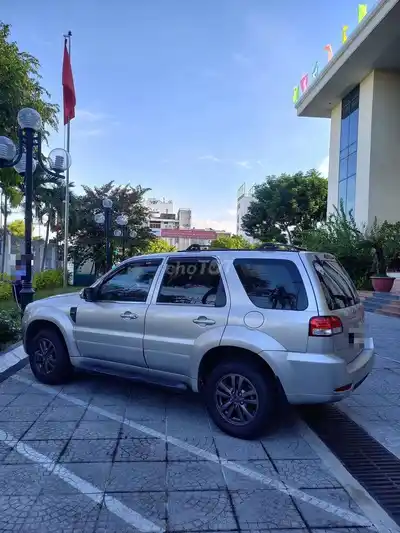 Ford Escape XLS 2011