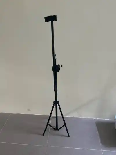 Тренога для съемки на телефон