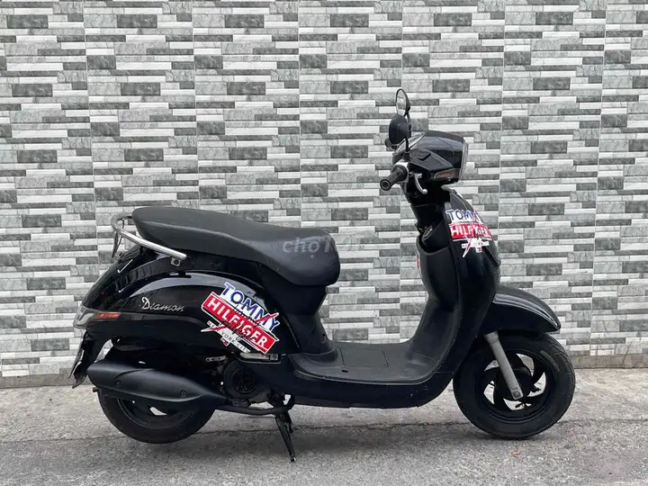Скутер Vespa 50cc 2023, 9 владельцев