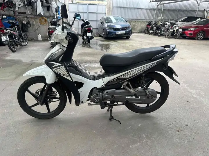 Honda Blade 110, литые диски, дисковый тормоз, 2018 г., хошиминские номера
