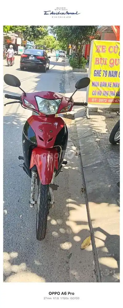Honda Wave Alpha красно-черная