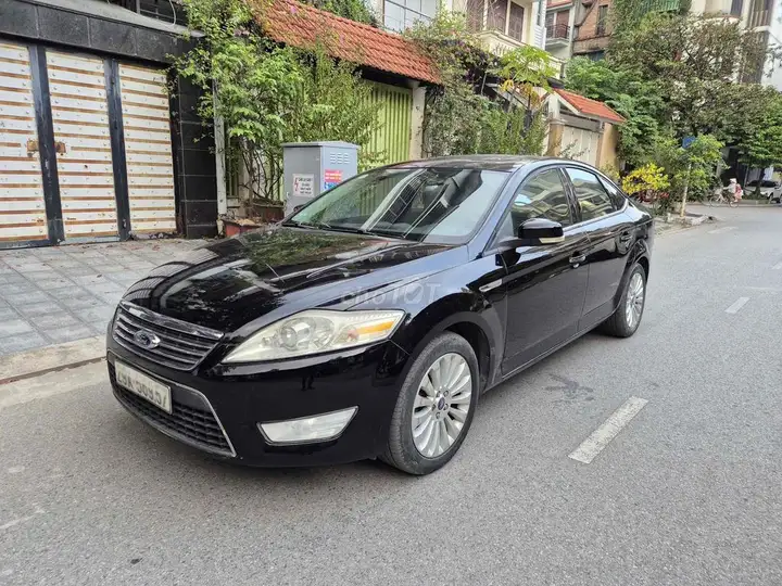 Ford Mondeo 2012 2.3 AT черный автомат