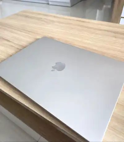 Macbook Air 15 M2