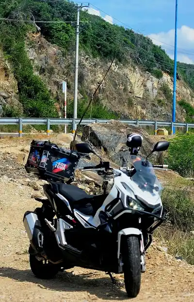 Honda ADV 150сс ABS, Honda AirBlade 125cc, Acer aspire v3-571g, Lemeide k15, Logitech Pebble Keys 2, Kuulaa kl-yd71, SJcam Sj 4000 4k Wi-Fi