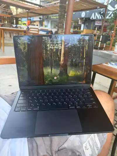 MacBook Air M2 13 256 ГБ
