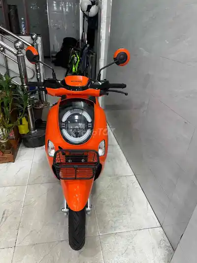 Honda Scoopy 2026 оранжевый