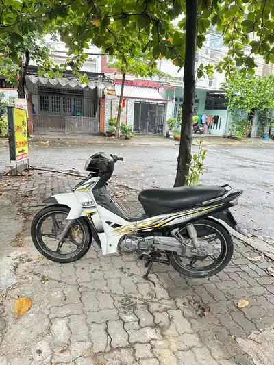 Yamaha Sirius 2013 белый