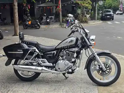 Suzuki GZ150A 2020 чёрный 2700 км, номер 43, от хозяина
