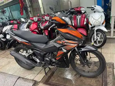 Honda Winner 2018 Черно-оранжевый 90% новый