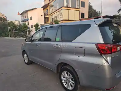 Innova E 2018