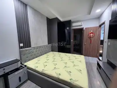 Роскошные апартаменты с 2 спальнями и балконом - Central Plaza за 16 евро/месяц.