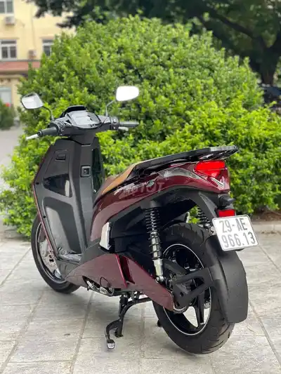Vinfast Theon S 2026 Красный 300 км