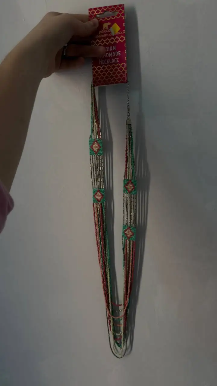 Украшение из бисера