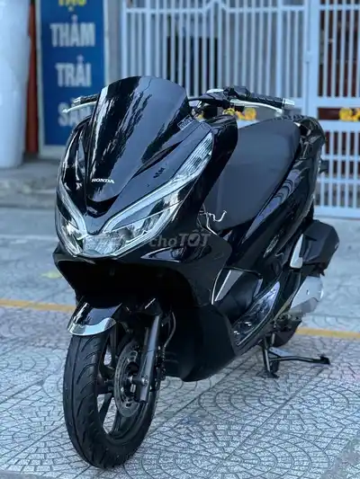 Honda PCX 2019 Черный 15000 км