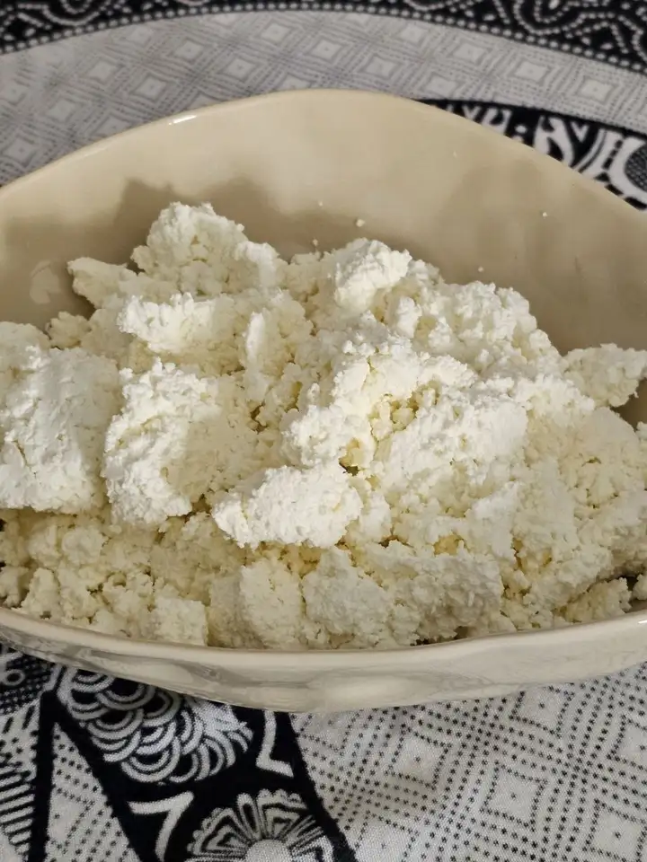 Творог и замороженные сырники
