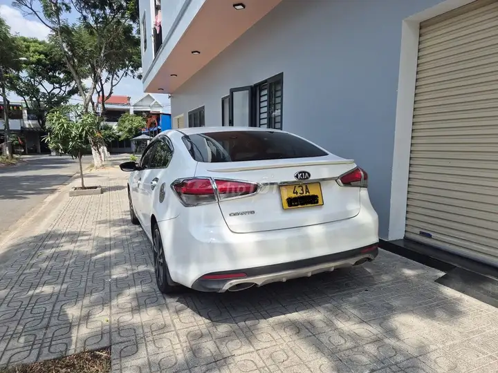 Kia Cerato 2018 1.6MT