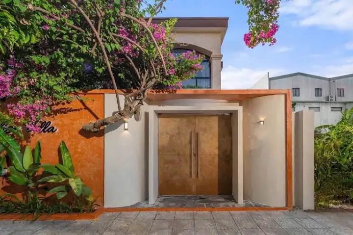 Villa 2 этажа, 4 спальни, 5 ванных комнат