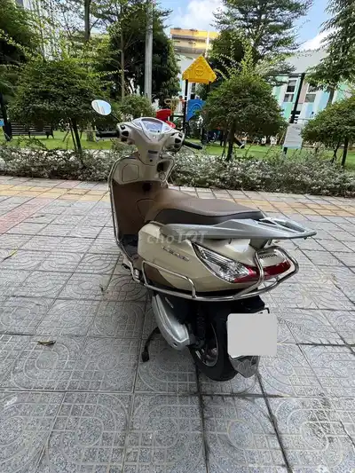 Honda Lead 2017 кремовый 66847 км