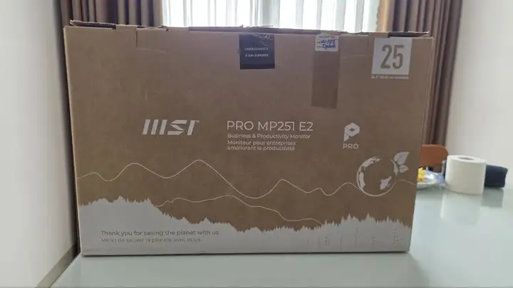 Монитор 22"