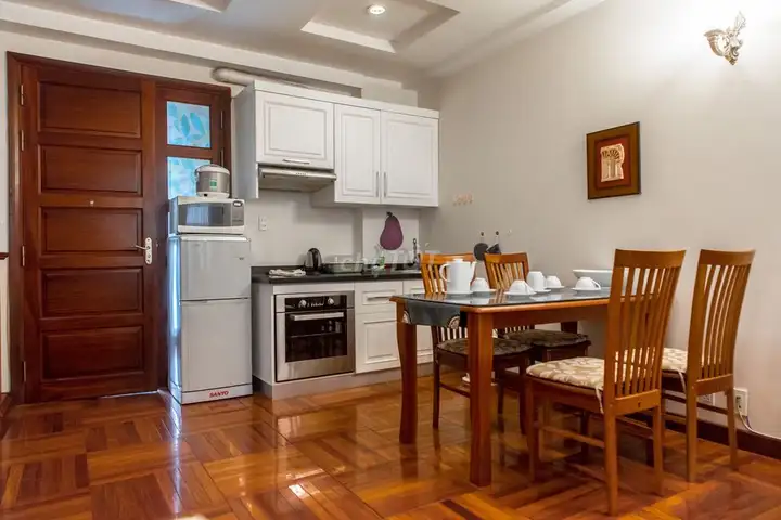 1-комнатная квартира, 65м², Хан Бай, всё есть, лифт, балкон